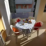 Gondola Διαμέρισμα *